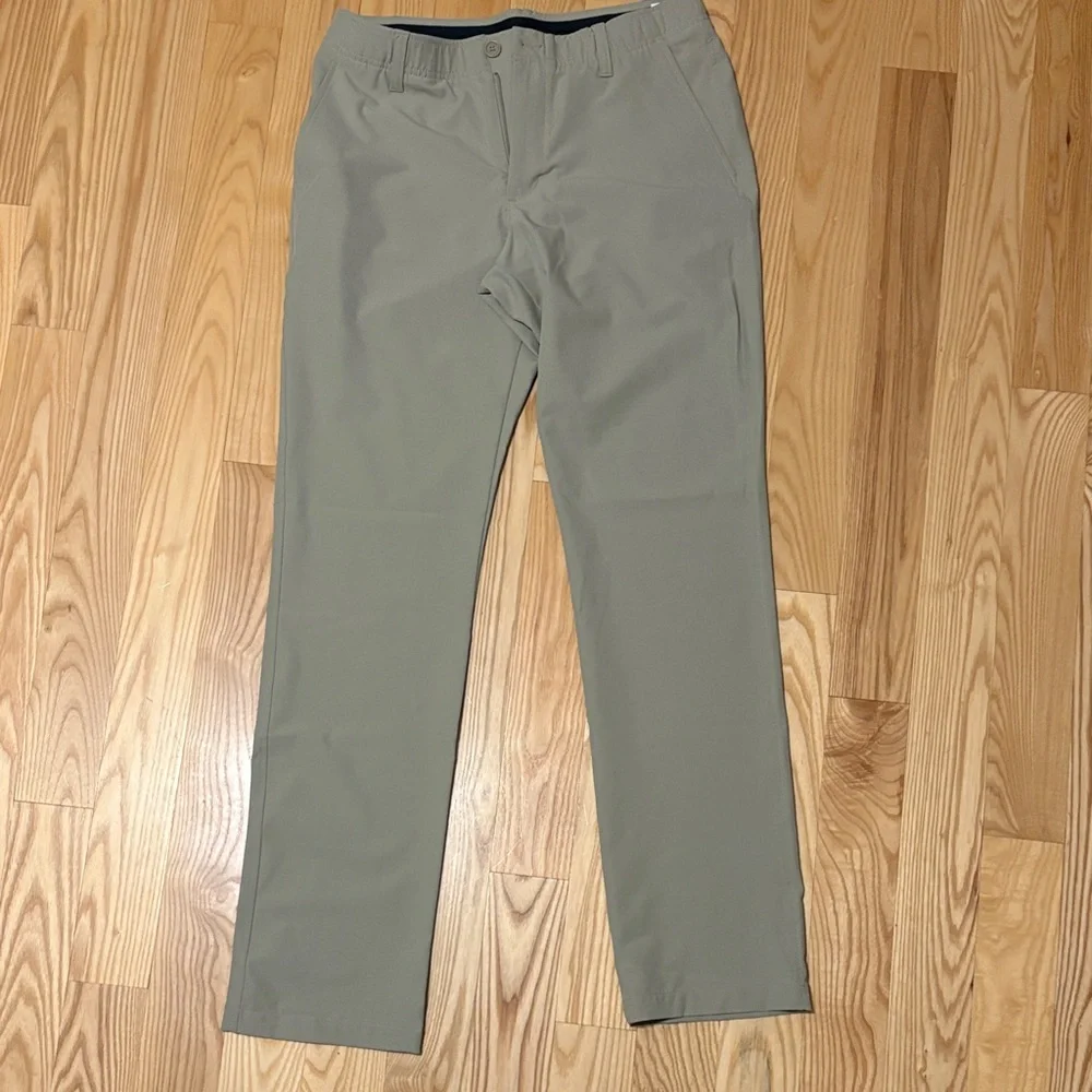 Under Armour Men's Tan Chinos - Picture 1 of 3